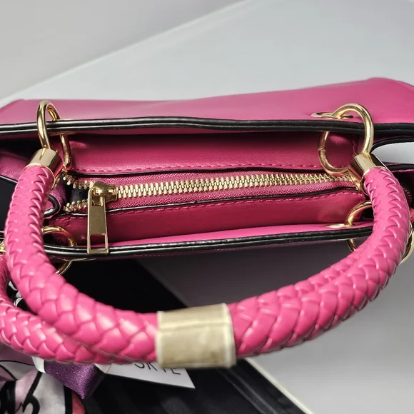 Malibu Skye Handbag - Picture 5 of 6